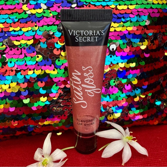 VICTORIA’S SECRET Bundle of 4 Pieces! - Picture 9 of 10